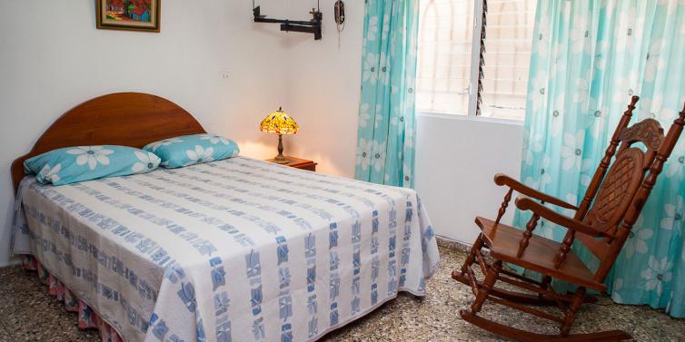 ESL Languages shared apartment IIC Santo Domingo Dominican Republic