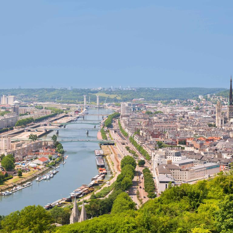 ESL Rouen language stay