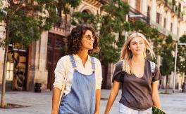 esl course plus discover the city hero