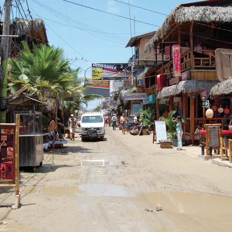 ESL Montanita language stay