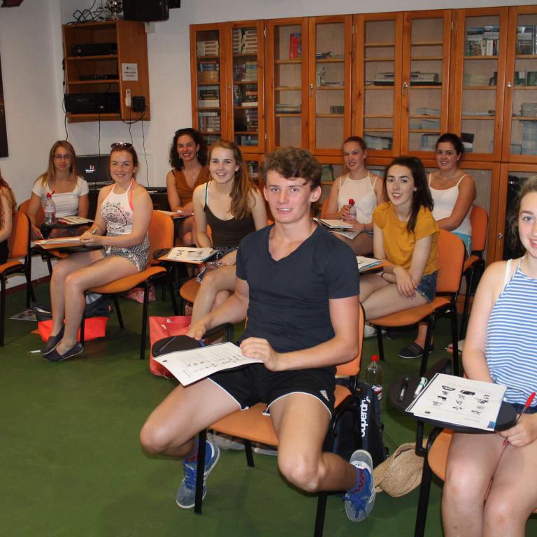 ESL Junior language courses colegio Benalmadena 13 - 17