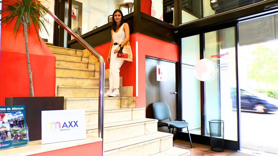 ESL Languages Spanish Maxx Institute Mallorca entrance NEW