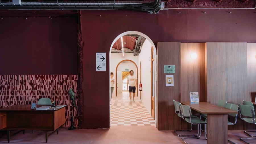 ESL Languages Spanish Expanish Barcelona 30 + school gallery 5