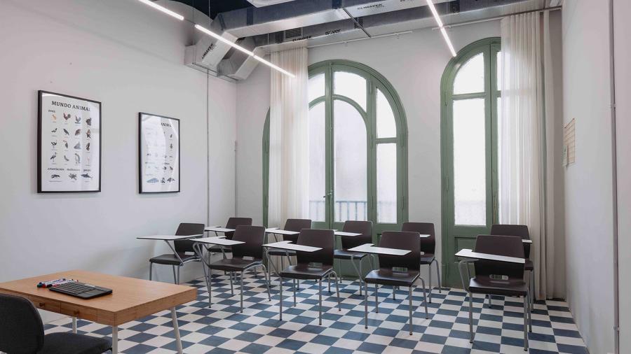 Expanish Barcelona School Gallery Spanish ESL Languages 1