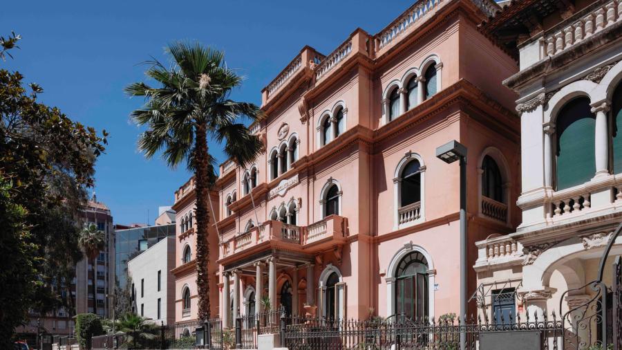 Expanish Barcelona School Gallery Spanish ESL Languages 5