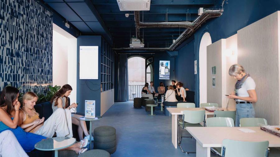 Expanish Barcelona School Gallery Spanish ESL Languages 6