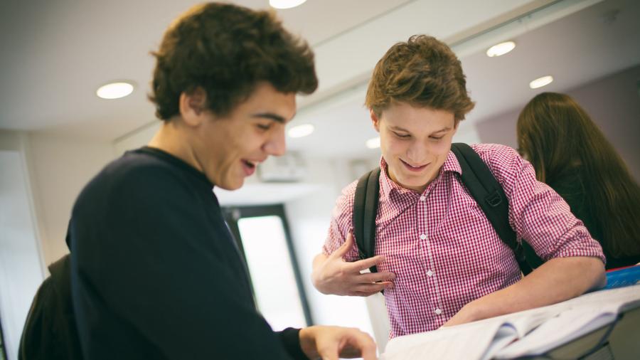 learning english oxford kings school united kingdom language